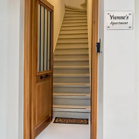 Yvonne's Apartamento Chania (Crete)