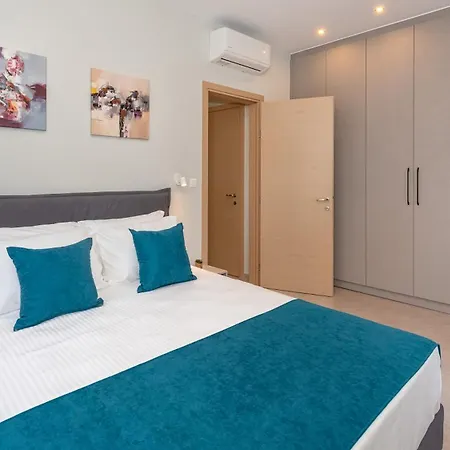 Yvonne's Apartment